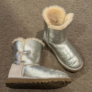 Silver Bailey Button Uggs